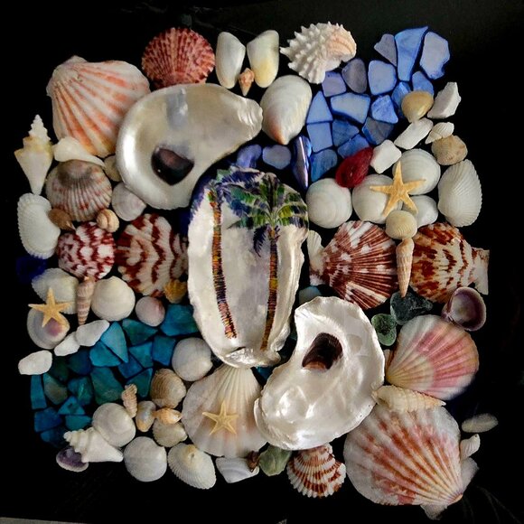 Seashell mosaic artwork - Picture 2 of 4